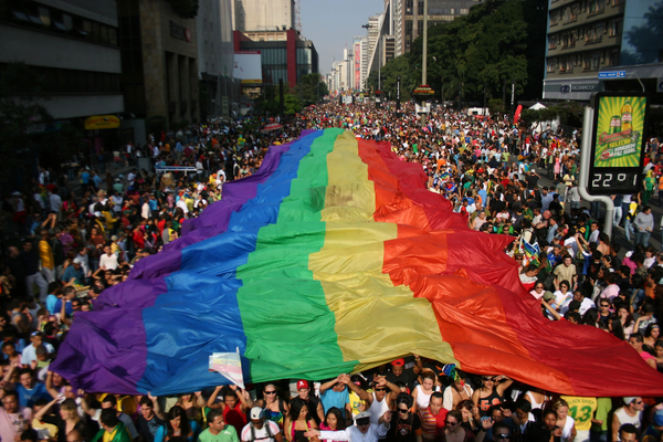 Terminada a festa, volta o calvário da população LGBTQIA+